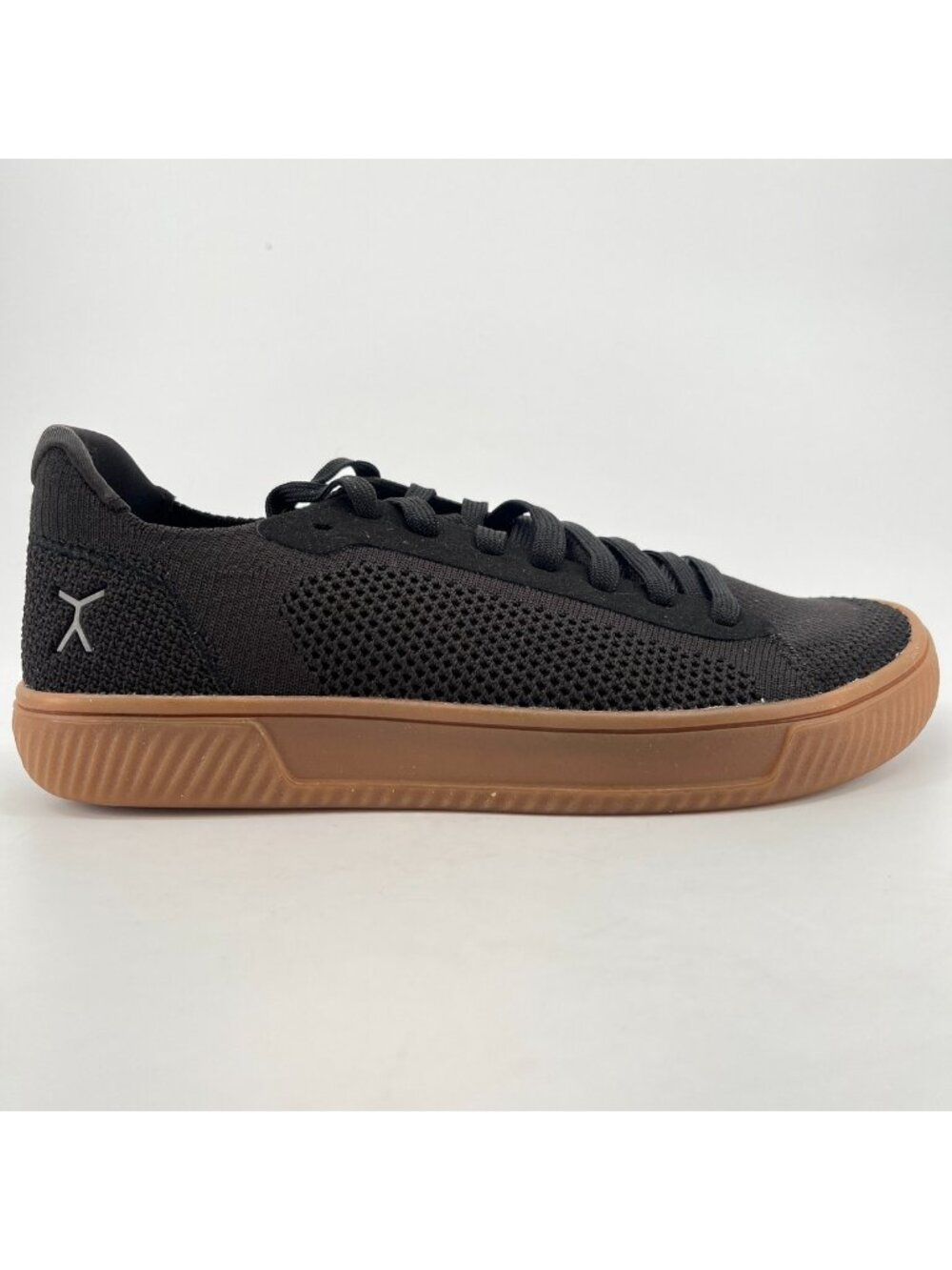 Flux Footwear Adapt Trainer Black Gum Womens Size 8.5 Athletic Shoes Sneakers